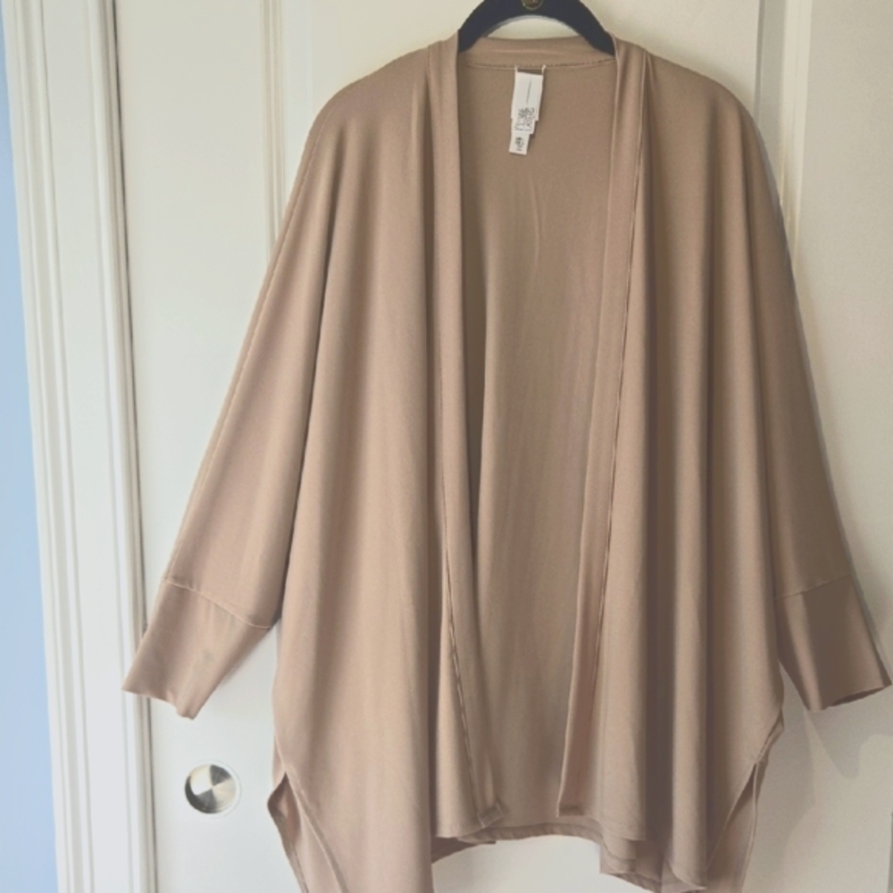 Wynne Layers Elegant Beige Women's Cardigan w/ Open Front And 3/4 Sleeves, L
